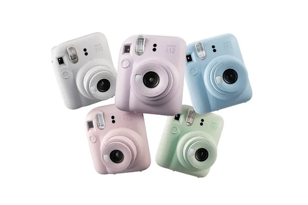 PG电子550元 富士发布Instax Mini 12拍立得相机 支持APP存照(图1)